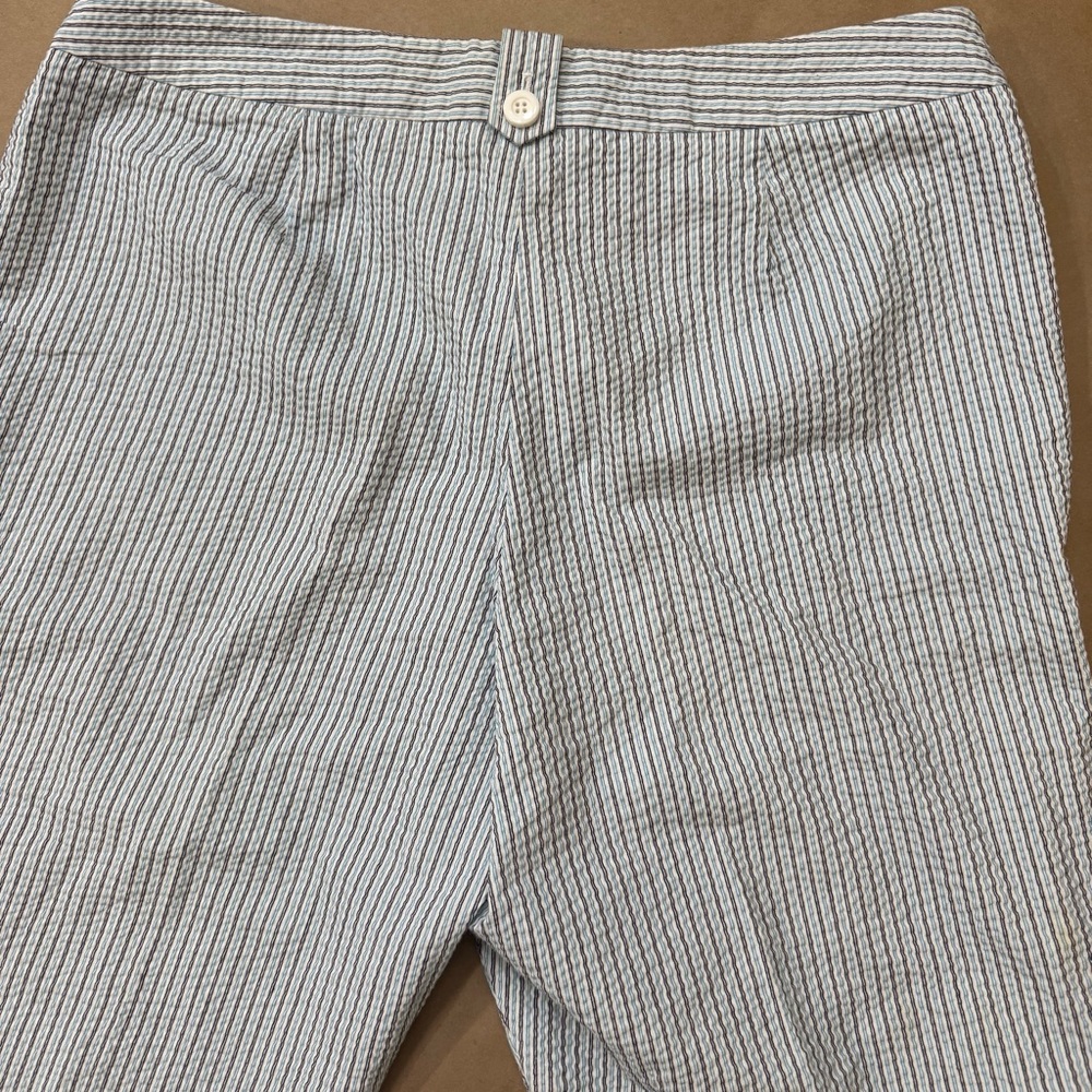 Judith Hart Seersucker Striped Blue, White, and Black Shorts Size 16 - Picture 6 of 14